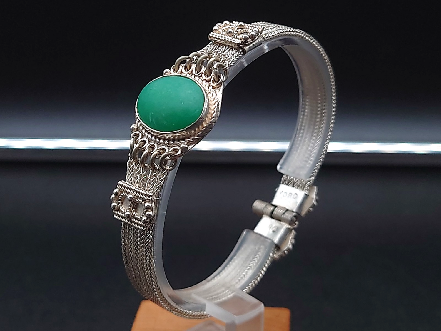 Armbänder